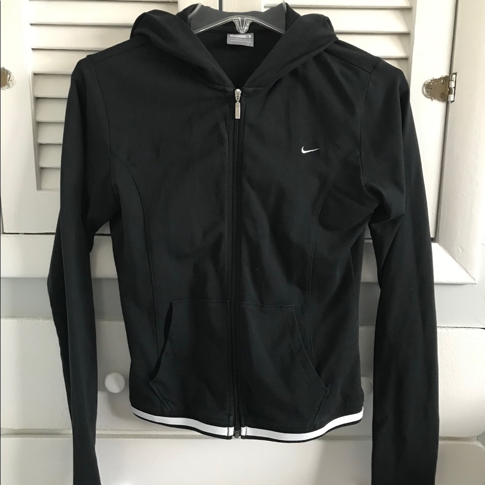 Nike Cropped Black Hoodie